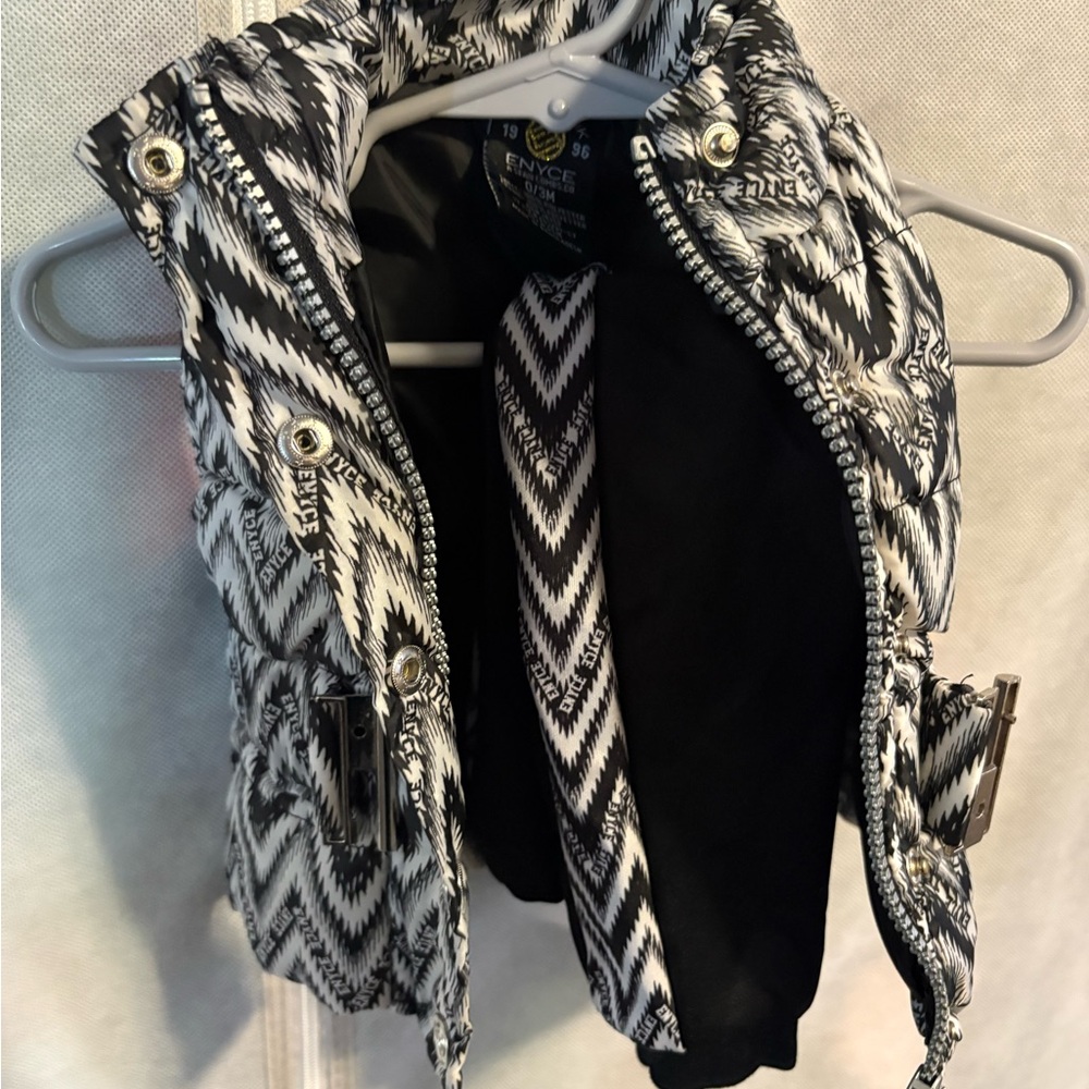 Enyce Black and White Chevron Puffer Jacket